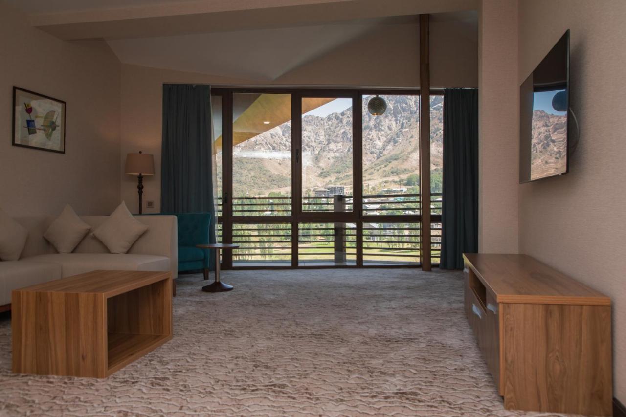 Archazor Mountain Resort Chimgan Ngoại thất bức ảnh